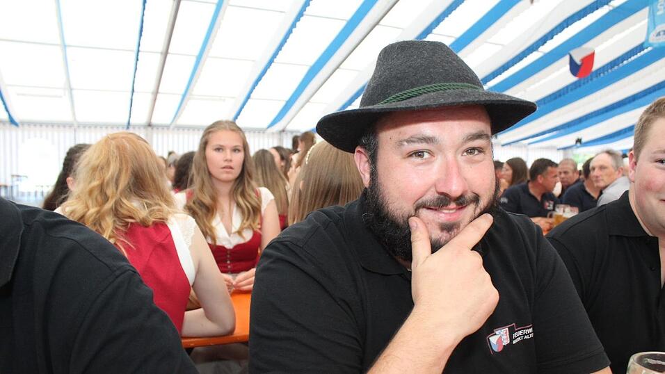 Zur Musik von Headless wurde ausgelassen gefeiert.