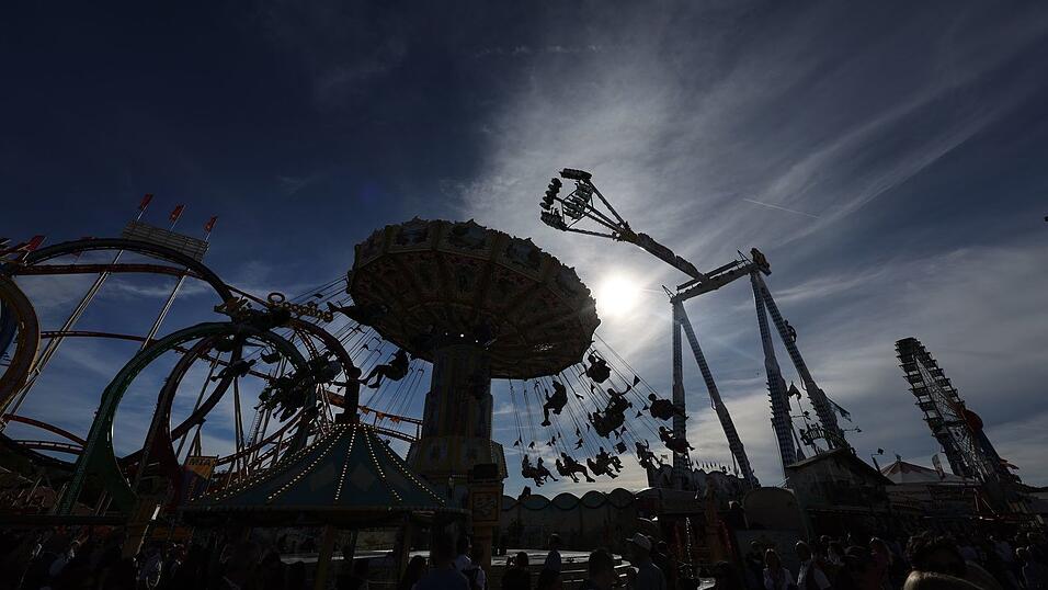 Die Wiesn gilt als das größte Volksfest der Welt. Die Wiesn gilt als das größte Volksfest der Welt.