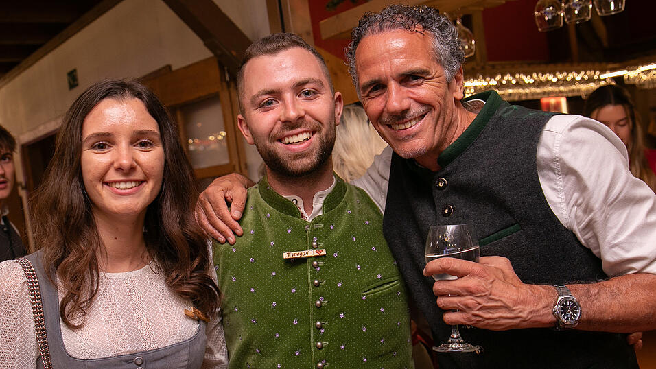 Die Partybilder vom Montag, 18. August, aus dem Festzelt Krönner. Die Partybilder vom Montag, 18. August, aus dem Festzelt Krönner.