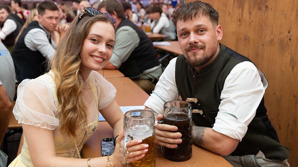 Die Partybilder vom Sonntag, 9. August, aus dem Festzelt Wenisch. Die Partybilder vom Sonntag, 9. August, aus dem Festzelt Wenisch.