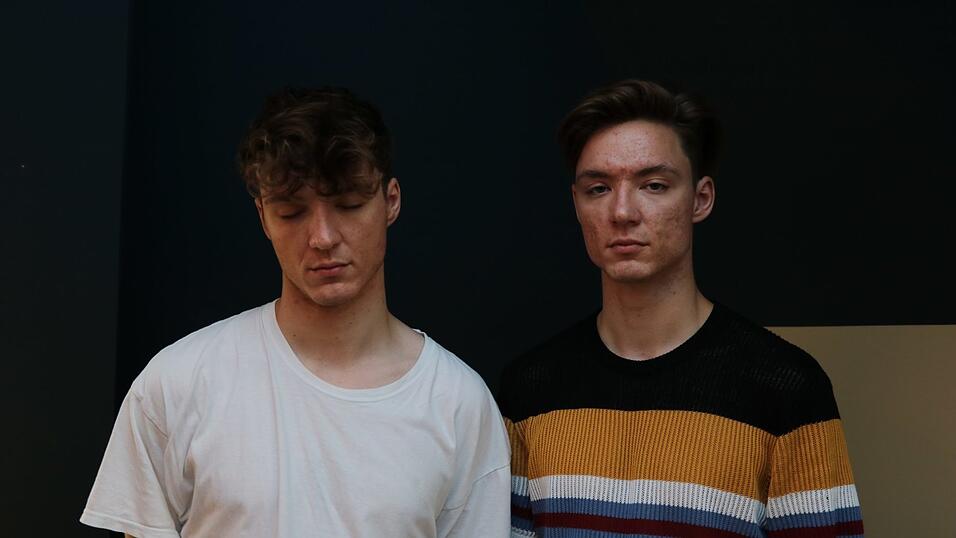 Die Lochis nach dem Aufstehen?