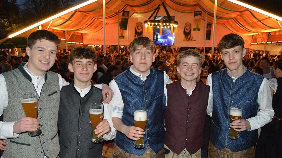 Viele Landshuter feierten am Freitag auf der Dult.&nbsp;