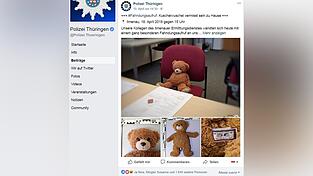 Durch einen Fahndungsaufruf der Thüringer Polizei auf Facebook fand der Teddy schnell zurück zu seiner Familie.