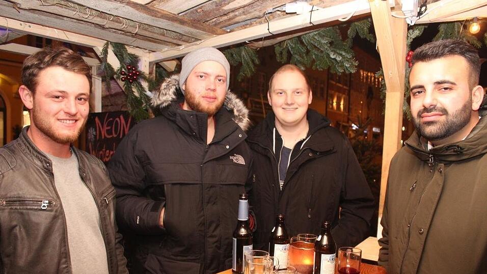 Das sind die Bilder vom Samstag auf dem Landshuter Christkindlmarkt. Das sind die Bilder vom Samstag auf dem Landshuter Christkindlmarkt.