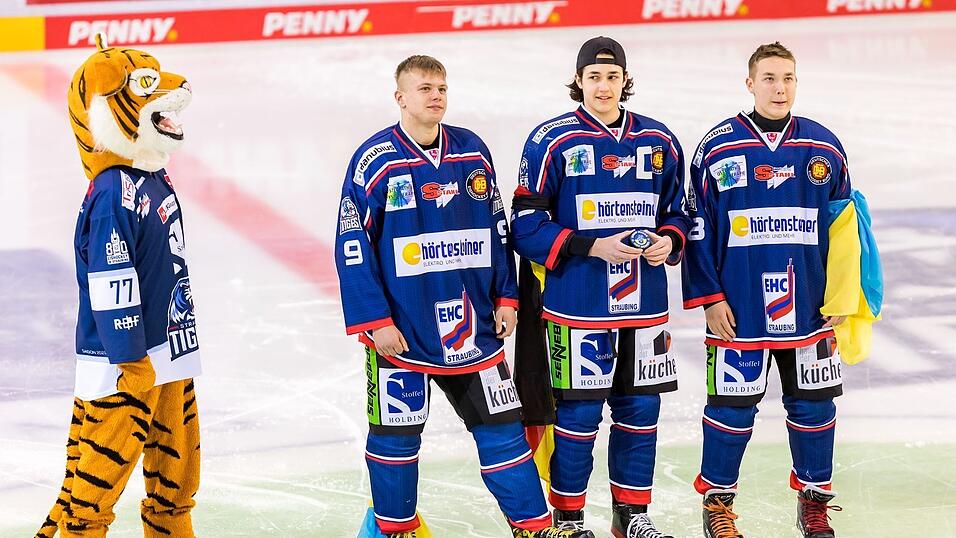 Die Straubing Tigers haben die Augsburger Panther mit 3:1 besiegt. Die Straubing Tigers haben die Augsburger Panther mit 3:1 besiegt.