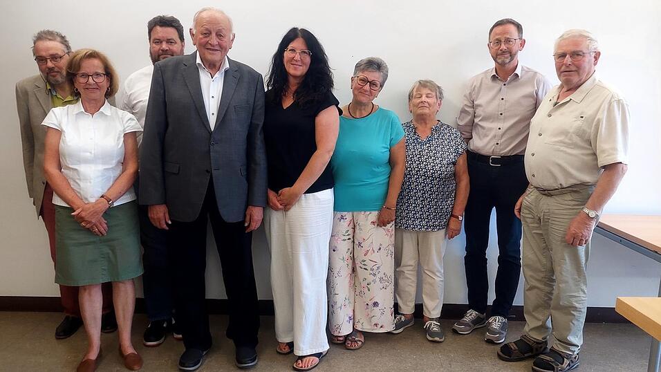 Die „Freunde des Krankenhauses Landau“ haben keine neue Vorstandschaft. Die „Freunde des Krankenhauses Landau“ haben keine neue Vorstandschaft.