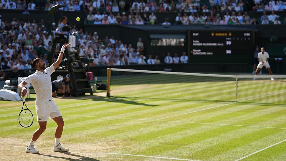 Zwei Siege trennen Novak Djokovic noch von seinem 25. Grand-Slam-Titel. Zwei Siege trennen Novak Djokovic noch von seinem 25. Grand-Slam-Titel.