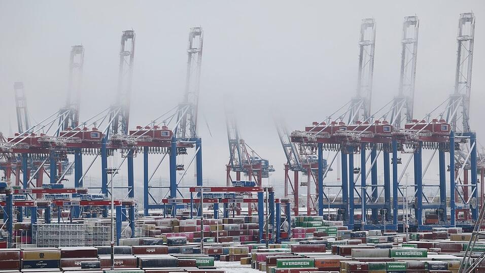 Die deutschen Exporteure stehen unter Druck, konnten aber 2025 zulegen (Archivbild)