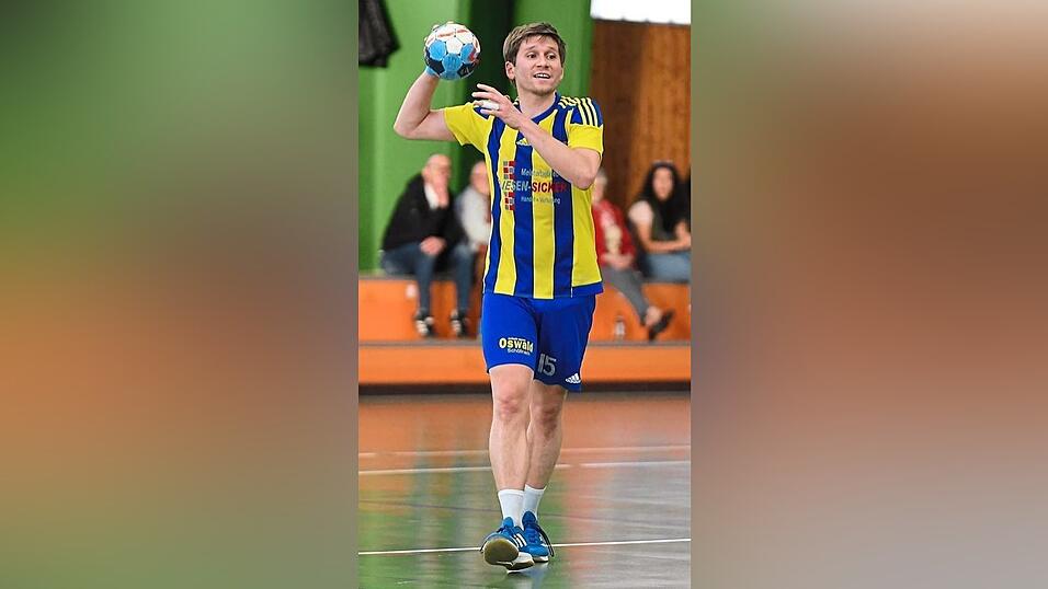 Florian Sedlmeier löst Walter Steininger als Cheftrainer ab. Der 35-Jährige ist ein SSG-Eigengewächs und spielt seit über 20 Jahren für die SSG Metten. Florian Sedlmeier löst Walter Steininger als Cheftrainer ab. Der 35-Jährige ist ein SSG-Eigengewächs und spielt seit über 20 Jahren für die SSG Metten.