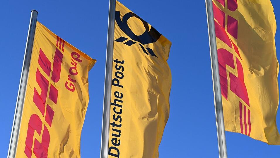 Etwas verwirrend: Das Stammgeschäft der Briefbeförderung heißt Deutsche Post, der Bonner Konzern wiederum nennt sich DHL - und an der Börse heißt er dann doch noch Deutsche Post. Etwas verwirrend: Das Stammgeschäft der Briefbeförderung heißt Deutsche Post, der Bonner Konzern wiederum nennt sich DHL - und an der Börse heißt er dann doch noch Deutsche Post.