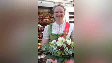 Julia Haberzeth aus Mitterkreith, 21 Jahre jung, regiert w&auml;hrend der neun Festtage am Volksfest und repr&auml;sentiert die Stadt dar&uuml;ber hinaus bei anderen Festen und Veranstaltungen.