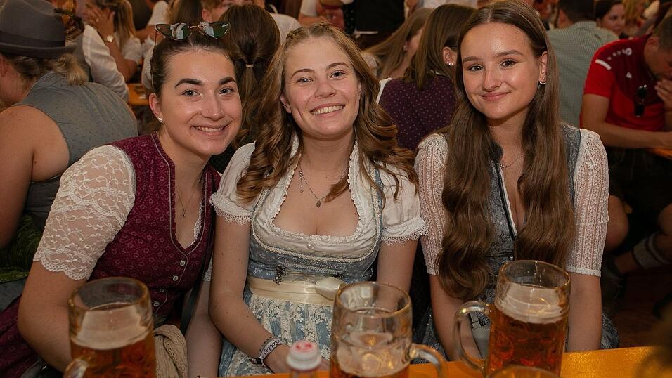 Die Partybilder vom Sonntag, 14. August 2022, aus dem Festzelt Weckmann.