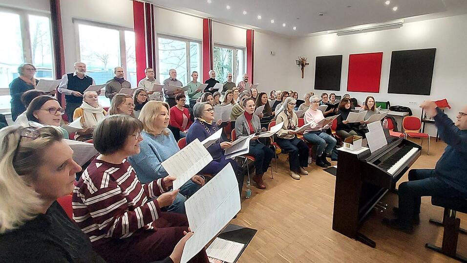 Die ersten Proben des Projektchors mit Conrad Jocher als Leiter fanden bereits statt. Die ersten Proben des Projektchors mit Conrad Jocher als Leiter fanden bereits statt.