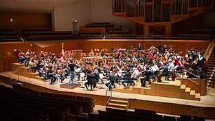 Die Proben f&uuml;r die Jubil&auml;umsgala laufen.