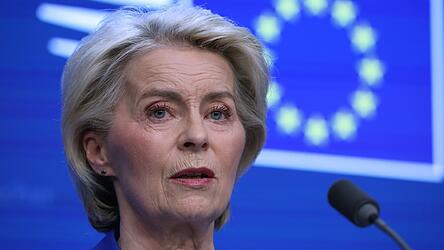 EU-Kommissionspr&auml;sidentin Ursula von der Leyen ist mit ihrem Vorsto&szlig; f&uuml;r eine assoziierte EU-Mitgliedschaft Kanadas vorerst gescheitert.