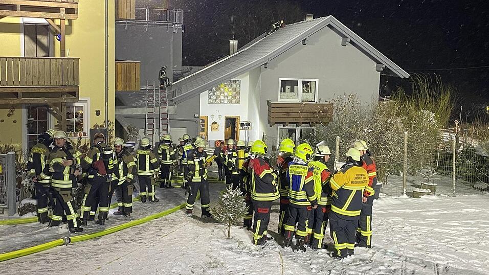 Zahlreiche Aktiven waren in das Einsatzgeschehen in Grafenwiesen eingebunden.