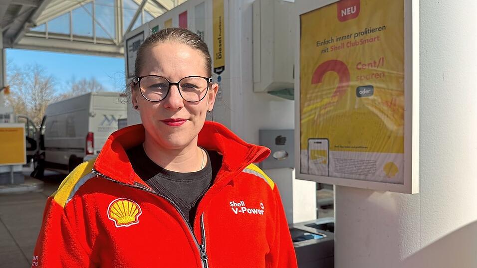 Jennifer Radach betreibt die Tankstelle in W&ouml;rth.