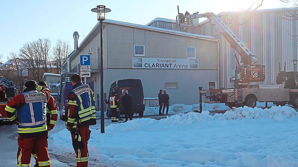 Im Dezember 2023 war der Schnee zu schwer für das Dach. Im Dezember 2023 war der Schnee zu schwer für das Dach.