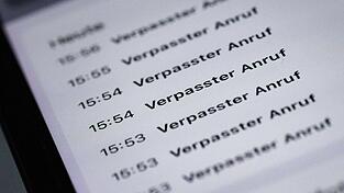 Als Beispiel ist in der Anklage der 12. Juli 2025 genannt, an dem der 26-J&auml;hrige gleich zw&ouml;lf Mal versucht hat, seine Ex-Freundin telefonisch zu erreichen. (Symbolfoto)