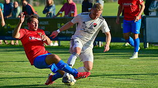 Bad K&ouml;tzting mit Maximilian Drexler (l.) hat noch an der Pleite in Lam zu knabbern. Die will man gegen Seebach mit Alexander Wittenzellner vergessen machen. Doch das wird schwer werden.