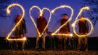 Der Start ins neue Jahr gilt als Anlass, etwas im Leben zu ändern. Doch welche Rolle spielen Neujahrsvorsätze wirklich? (Symbolfoto) Der Start ins neue Jahr gilt als Anlass, etwas im Leben zu ändern. Doch welche Rolle spielen Neujahrsvorsätze wirklich? (Symbolfoto)