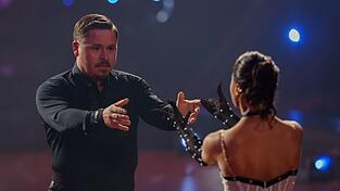 Gustav Sch&auml;fer zeigt sein K&ouml;nnen normalerweise am Schlagzeug, bei &laquo;Let's Dance&raquo; nun auch auf der Tanzfl&auml;che. (Archivbild)