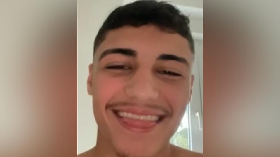 Zain Aladeen Aljuhmani Zain Aladeen Aljuhmani