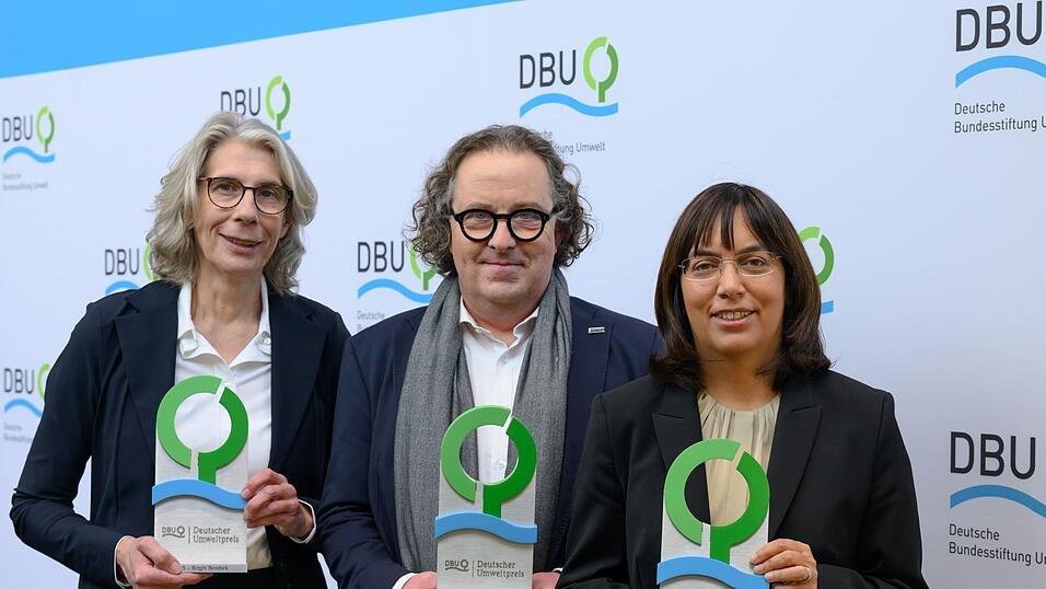 In Chemnitz ist der mit einer halben Million Euro dotierte Deutsche Umweltpreis vergeben worden. In Chemnitz ist der mit einer halben Million Euro dotierte Deutsche Umweltpreis vergeben worden.