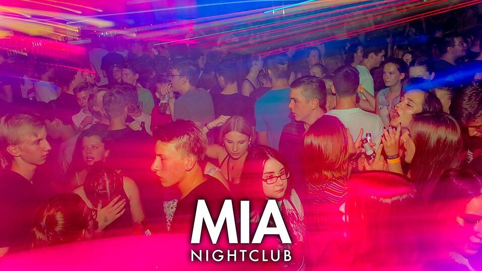 Beste Stimmung auf der Oberstufenparty im Mia Nightclub in Cham. Beste Stimmung auf der Oberstufenparty im Mia Nightclub in Cham.