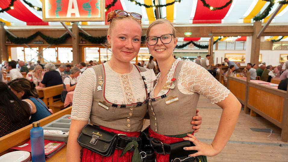 Die Partybilder vom Montag, 12. August 2024, aus dem Festzelt Kr&ouml;nner.