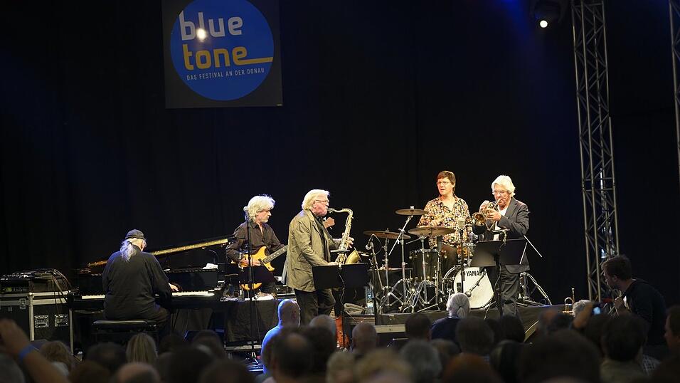Impressionen vom Auftritt von den German Jazz Masters. Foto: Ulli Scharrer/ Mathias Adam