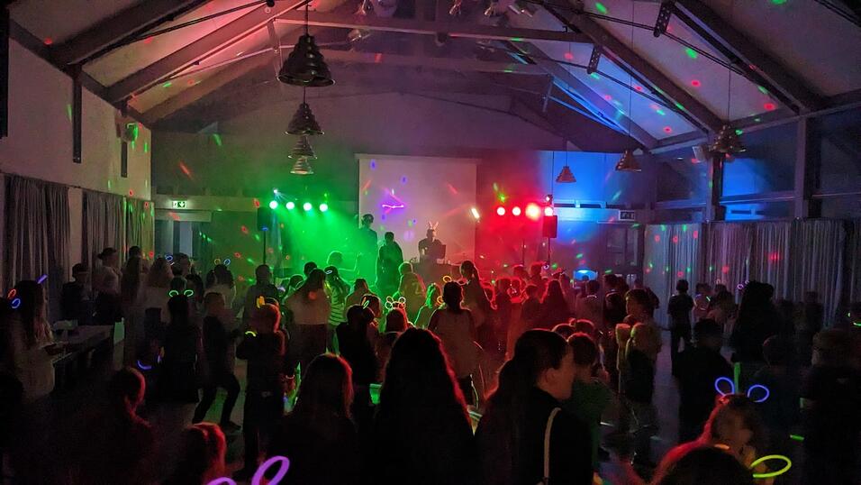 Die Kinderdisco der Gemeinden Tiefenbach und Eching kam gut an.