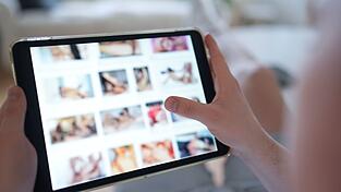 OnlyFans gewann insbesondere in der Corona-Pandemie stark an Popularit&auml;t. (Symbolbild)