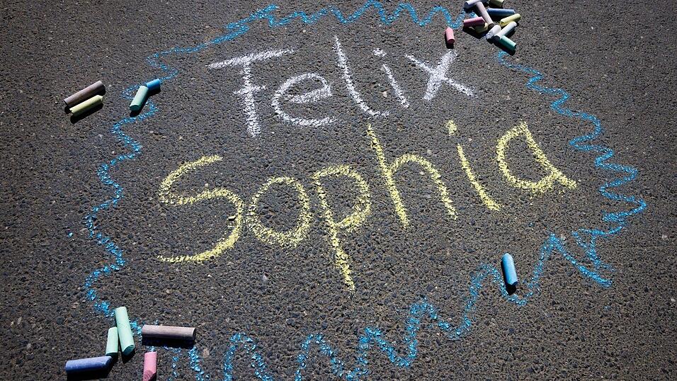Felix und Sophia waren 2025 die beliebtesten Vornamen bei Neugeborenen in Bayern. (Symbolbild) Felix und Sophia waren 2025 die beliebtesten Vornamen bei Neugeborenen in Bayern. (Symbolbild)