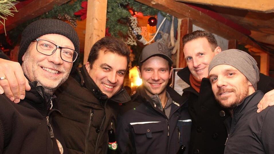 In Landshut lockten am Wochenende der Kunsthandwerkermarkt und die H&uuml;ttengaudi zahlreiche Besucher an.