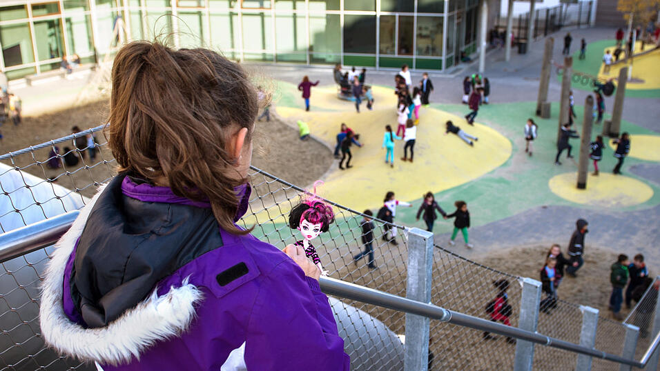 Psychische Erkrankungen sollten aus der Tabuzone geholt werden, sagt eine betroffene Mutter. Die Kinder müssten über ihre Gefühle sprechen können.