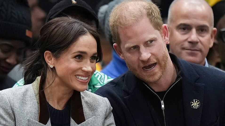 Bald wieder gemeinsam in London? Meghan und Harry - hier beim Besuch eines Rollstuhlbasketballspiels im Februar im kanadischen Vancouver. (Archivbild)