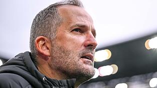 Manuel Baum k&ouml;nnte mit dem FC Augsburg noch weiter oben stehen. (Archivbild)