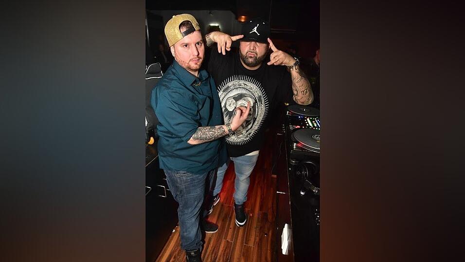 Partyfeeling pur auch am Freitag im Stars Landshut. Die DJs gaben Vollgas, auf der Tanzfl&auml;che und am Tresen herrschte Hochkonjunktur.