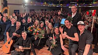 Es war eine Premiere, die die hohen Erwartungen des Publikums noch &uuml;bertraf.