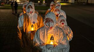 Die Ukraine wirft Russland zum Jahrestag &laquo;nuklearen Terrorismus&raquo; vor, weil das stillgelegte Kernkraftwerk Tschernobyl durch Drohnenschl&auml;ge im Moskauer Angriffskrieg weiter Gefahren ausgesetzt ist.