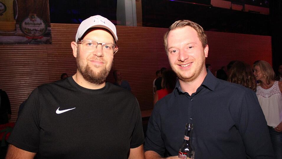 Auf der Eskara &Uuml;30-Party in Essenbach war wieder viel los.