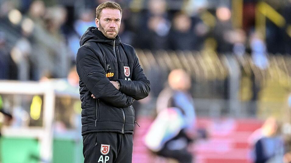 Andreas Patz erlebt einen desolaten Auftritt seiner Regensburger.