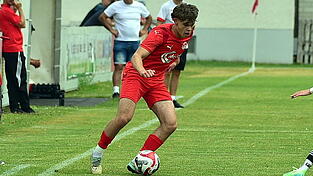Eine Urlaubswelle trifft den Kader der SpVgg Plattling vor dem Heimspiel gegen den FC Ergolding hart. Vier Spieler stehen nicht zur Verfügung. Lukas Steininger ist einer aus diesem Quartett.