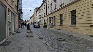 Die Fraunhoferstraße soll Fahrbahnschwellen bekommen. 