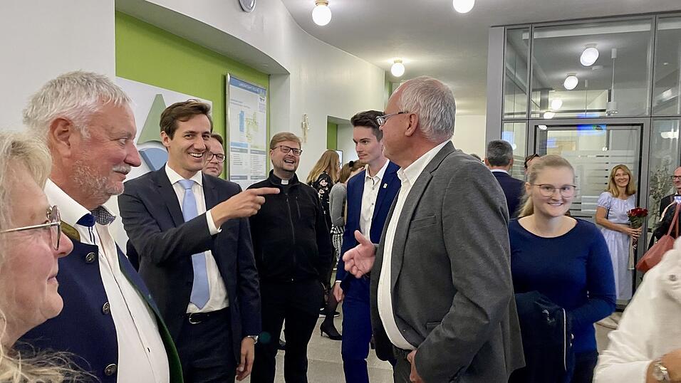 Ebner (CSU) und Atzinger (AfD) im Gespräch