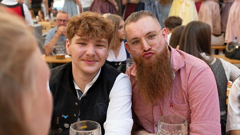 Die Partybilder vom Dienstag, 11. August, aus dem Festzelt Nothaft.