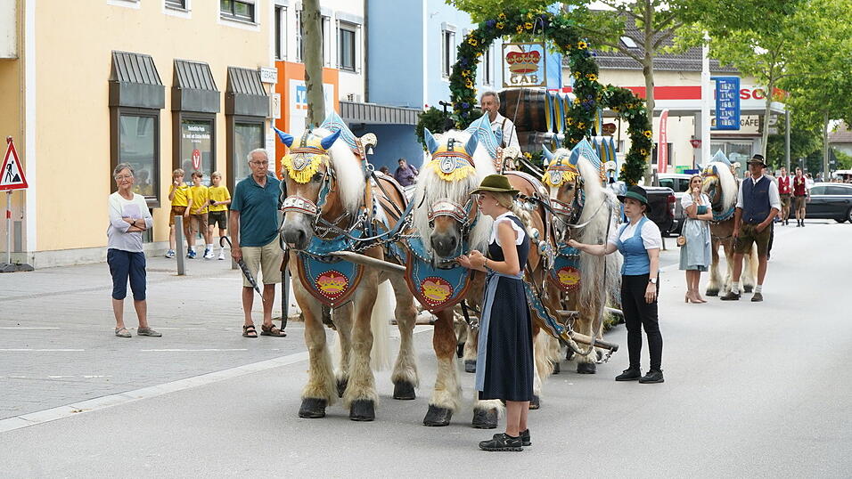 Am Freitag startete das Landauer Volksfest.