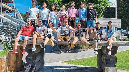 Die deutsch-japanische Freundschaft wurde gepflegt.