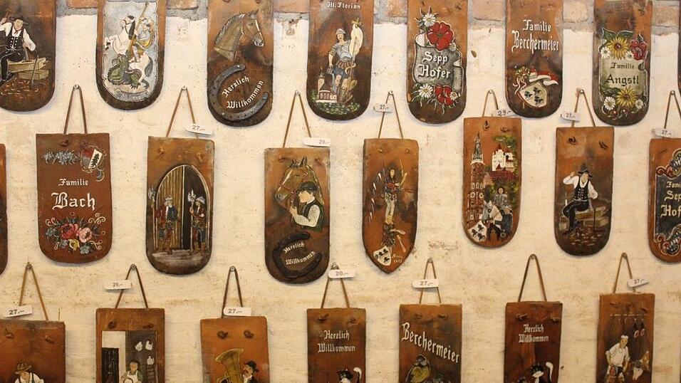 In Landshut lockten am Wochenende der Kunsthandwerkermarkt und die H&uuml;ttengaudi zahlreiche Besucher an.